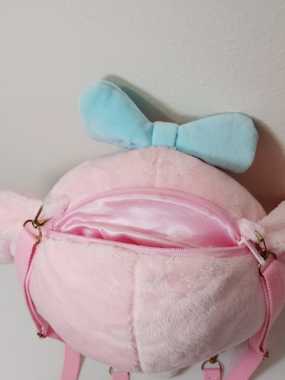Sanrio My Melody Plush Backpack - Pink, White & Blue Bow, Hello Kitty And Friend - Picture 6 of 11